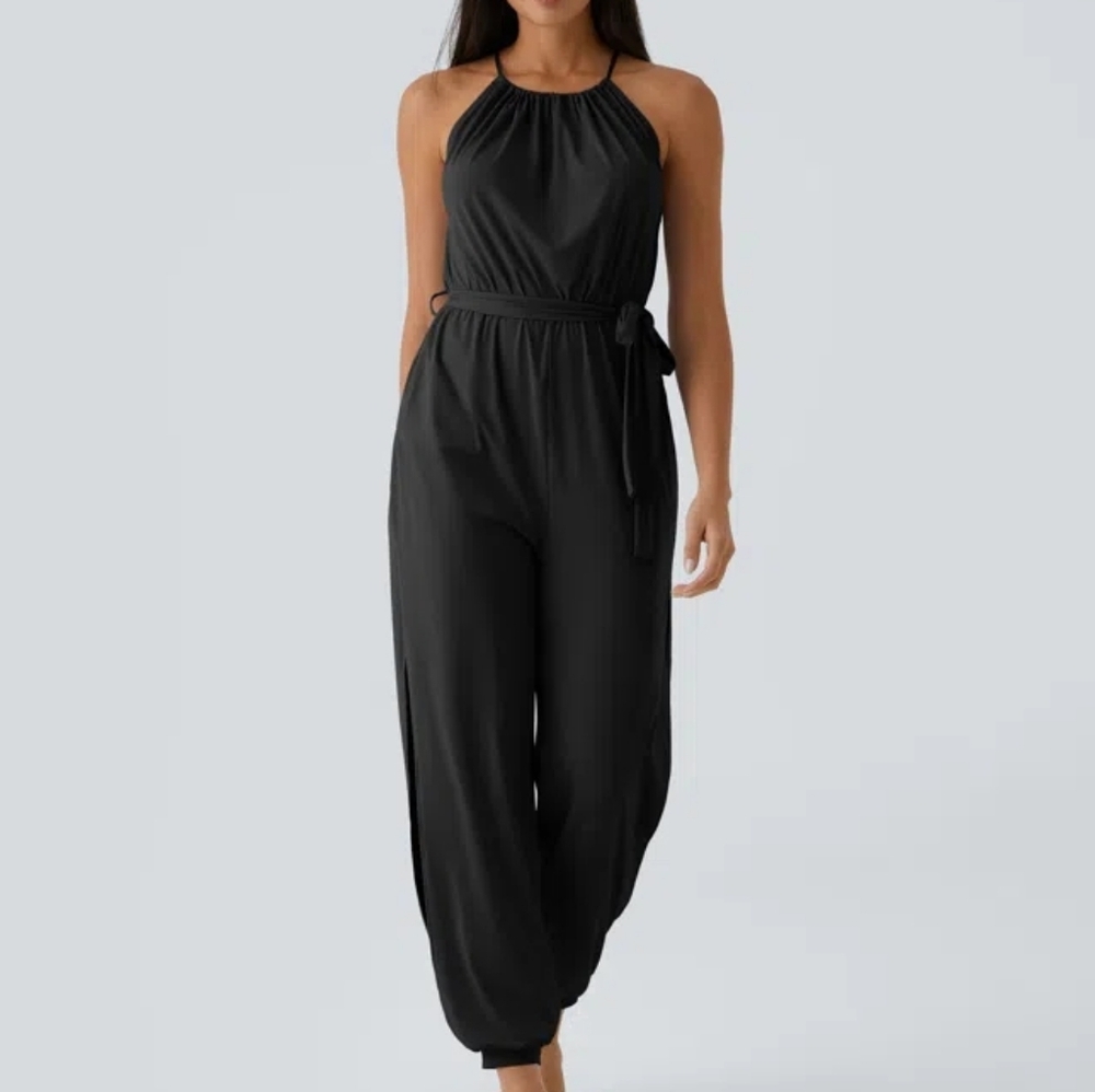 HALARA Black Sleeveless Halter Tie Back Belted Pocket Cut Out